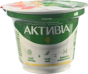 Біфідойогурт Активіа 180мл 2.2% полуниця злаки ст.