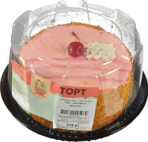 Торт медовик з вишнею