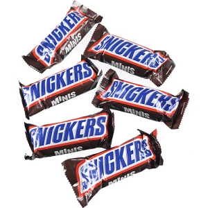 Цукерки Снікерс