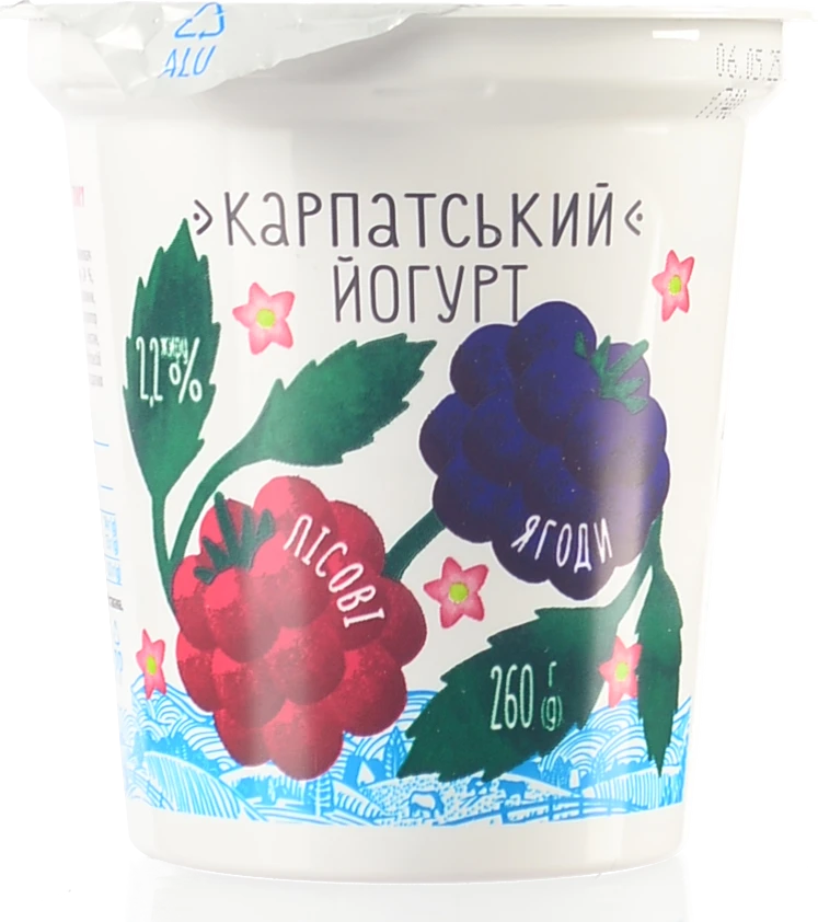 Йогурт Галичина Карпатський Лісові ягоди 2.2% 260г