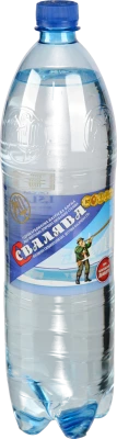 Вода мінеральна сильногазована Свалява 1.5л